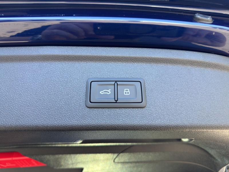 Audi A3 Sportback S line – image 11 of 18