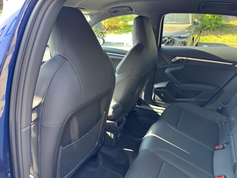 Audi A3 Sportback S line – image 16 of 18