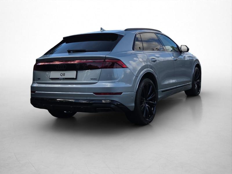 Audi Q8 S line – image 18 of 18
