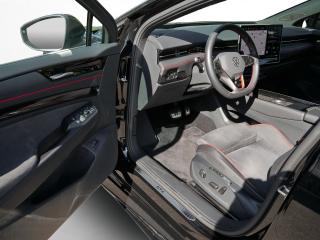Volkswagen ID.7 GTX – image 14 of 24