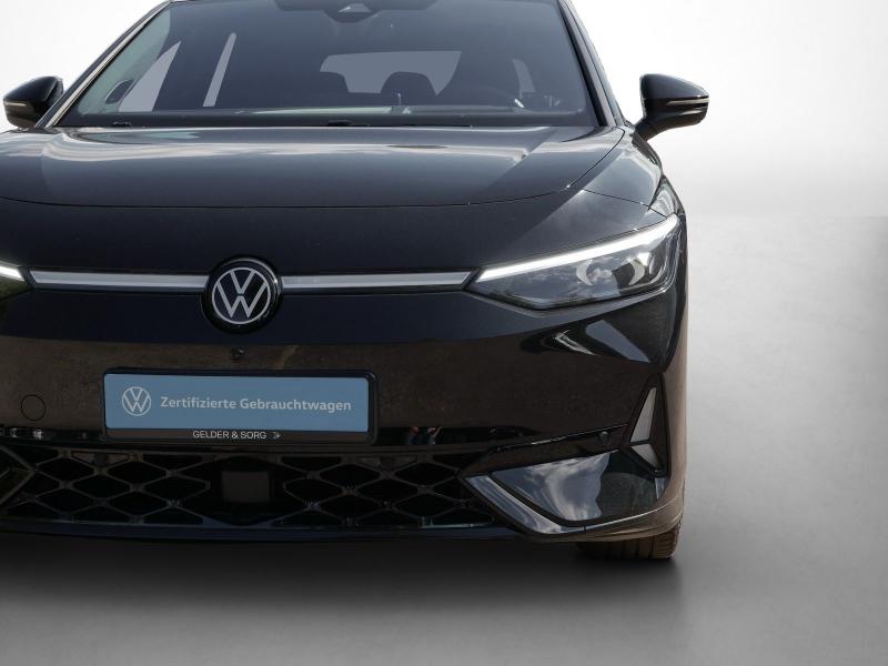 Volkswagen ID.7 GTX – image 12 of 24