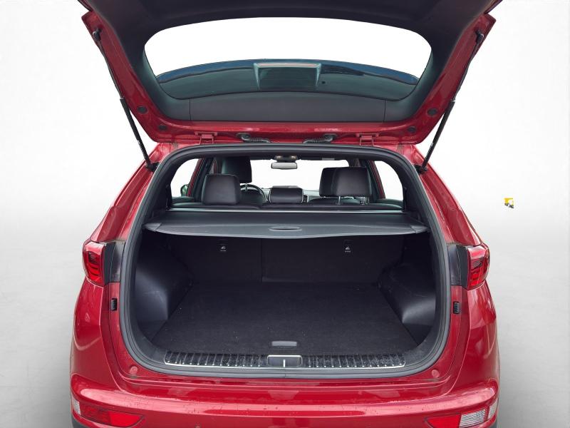 Kia Sportage GT – image 10 of 16