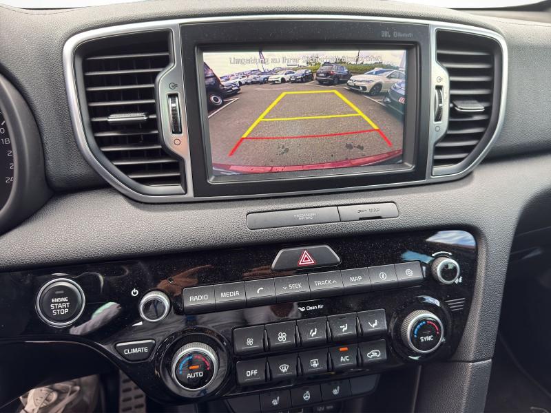 Kia Sportage GT – image 11 of 16