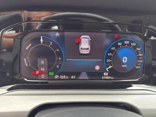 Volkswagen Golf Style – image 9 of 15