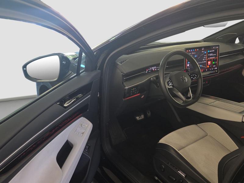 Volkswagen ID.7 PRO – image 12 of 18
