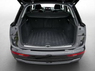 Audi Q5 S line – image 11 of 24
