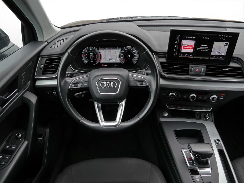 Audi Q5 S line – image 8 of 24