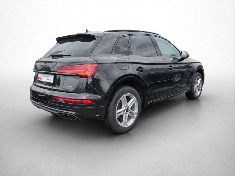 Audi Q5 S line – image 18 of 24