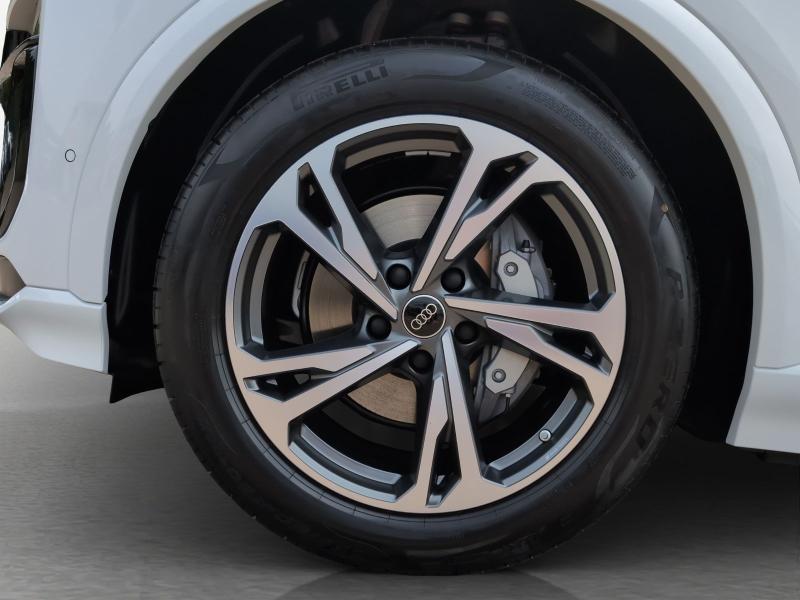 Audi Q6 e-tron Performance – image 12 of 24