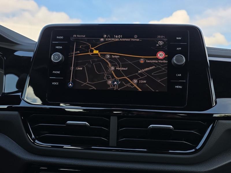 Volkswagen T-Roc Cabriolet R-Line – Bild 11 von 16