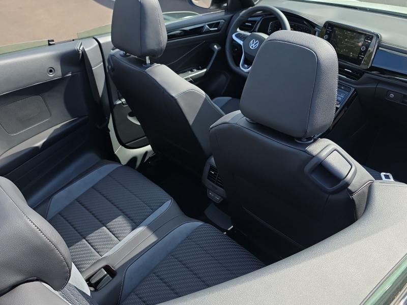 Volkswagen T-Roc Cabriolet R-Line – Bild 13 von 16