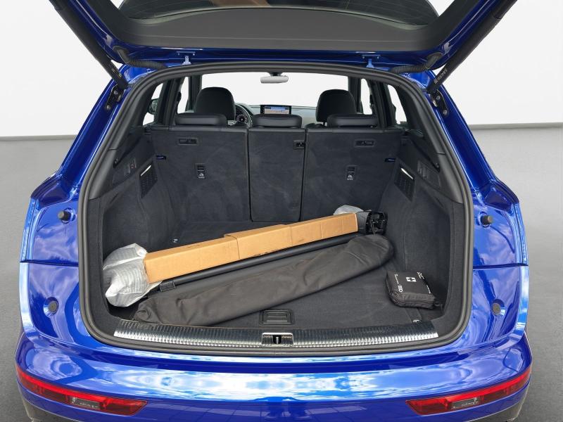 Audi Q5 S line – image 10 of 19