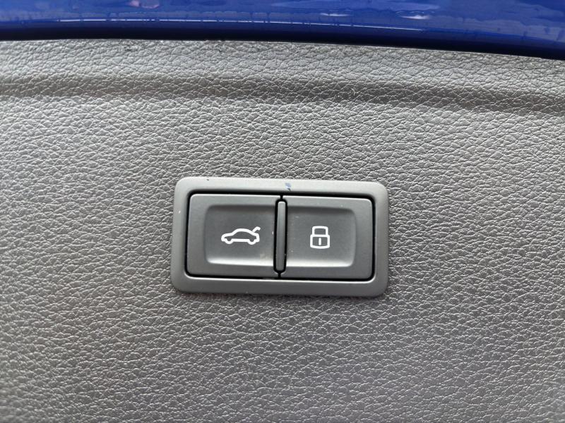 Audi Q5 S line – image 11 of 19
