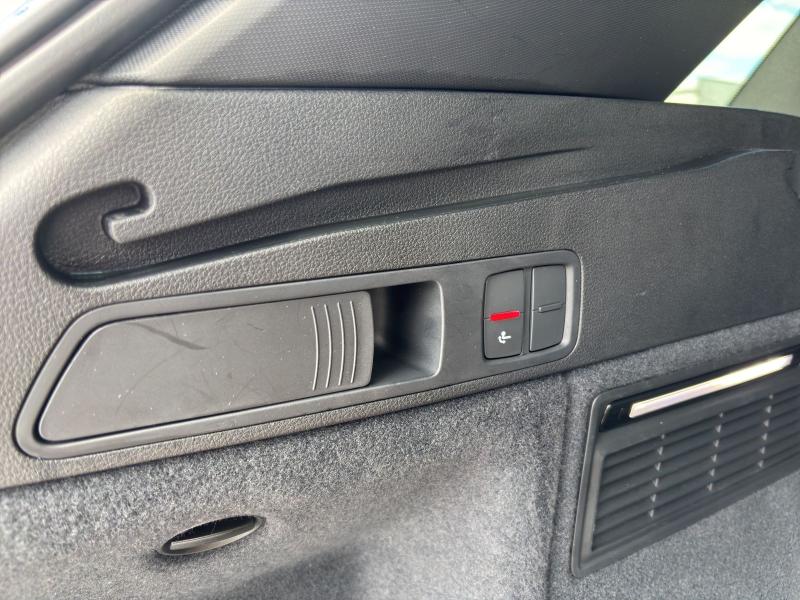 Audi Q5 S line – image 14 of 19
