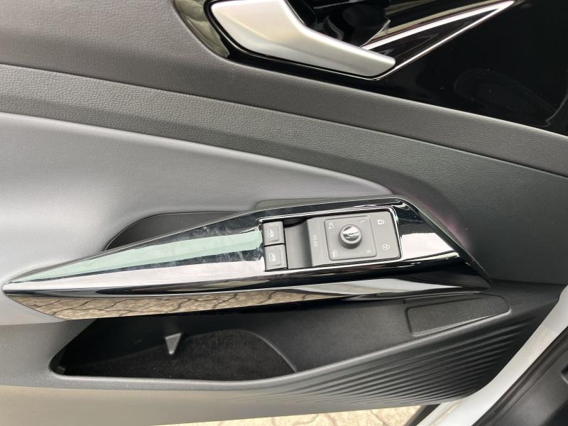 Volkswagen ID.4 Pro Performance – image 13 of 21