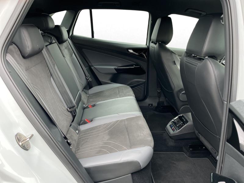 Volkswagen ID.4 Pro Performance – image 14 of 21