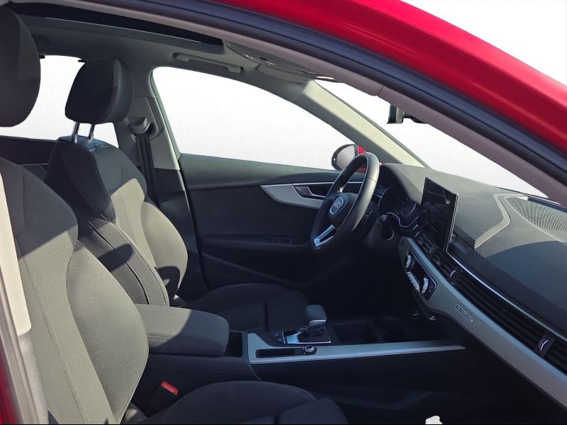 Audi A4 Avant S line – image 4 of 21