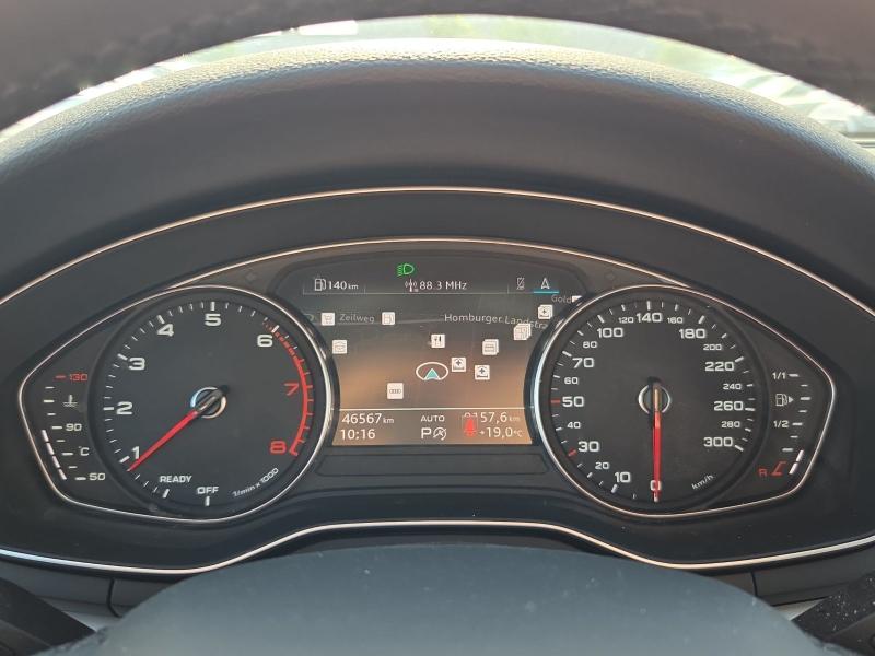 Audi A4 Avant S line – image 9 of 21