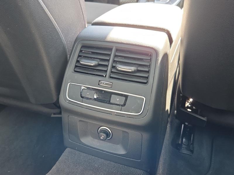 Audi A4 Avant S line – image 17 of 21