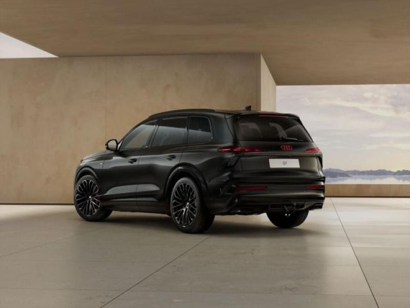 Audi Q7 S line – image 5 of 10