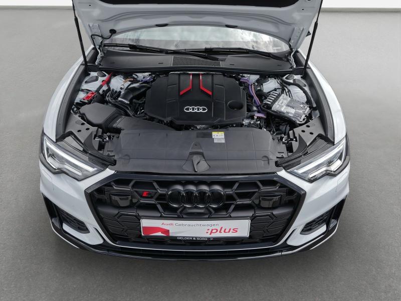 Audi S6 Avant – image 18 of 25