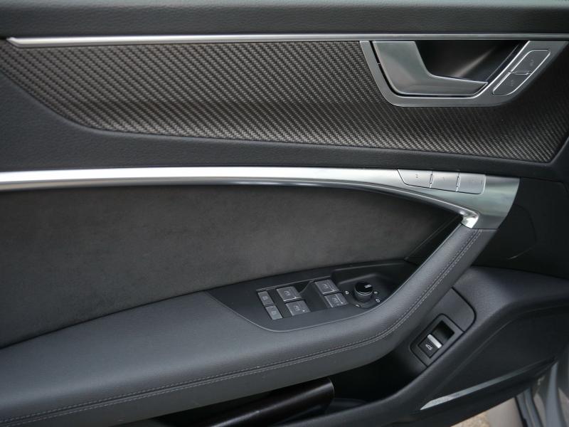 Audi RS 6 Avant – image 22 of 25
