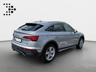 Audi Q5 Sportback S line – image 17 of 19