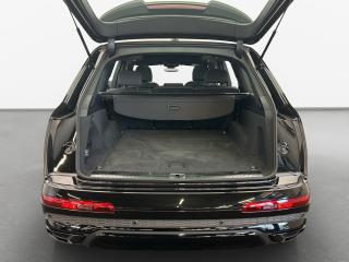 Audi Q7 S line – image 11 of 17