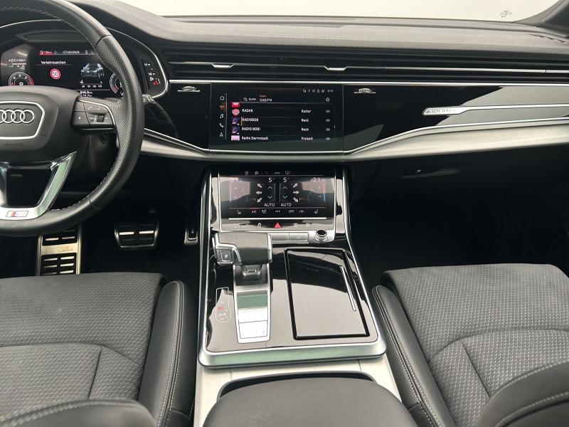 Audi Q7 S line – image 7 of 17