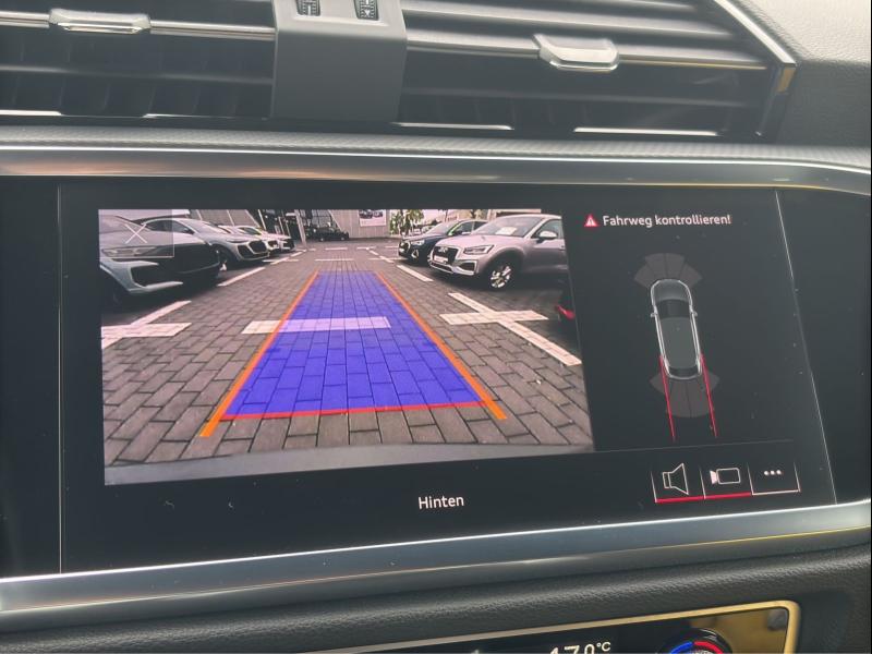 Audi Q3 Sportback – image 16 of 19