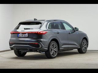 Audi Q5 S line – image 2 of 15