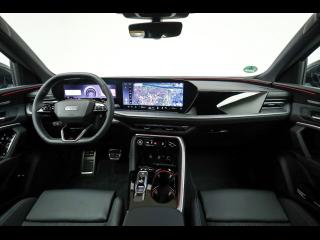 Audi Q5 S line – image 10 of 15