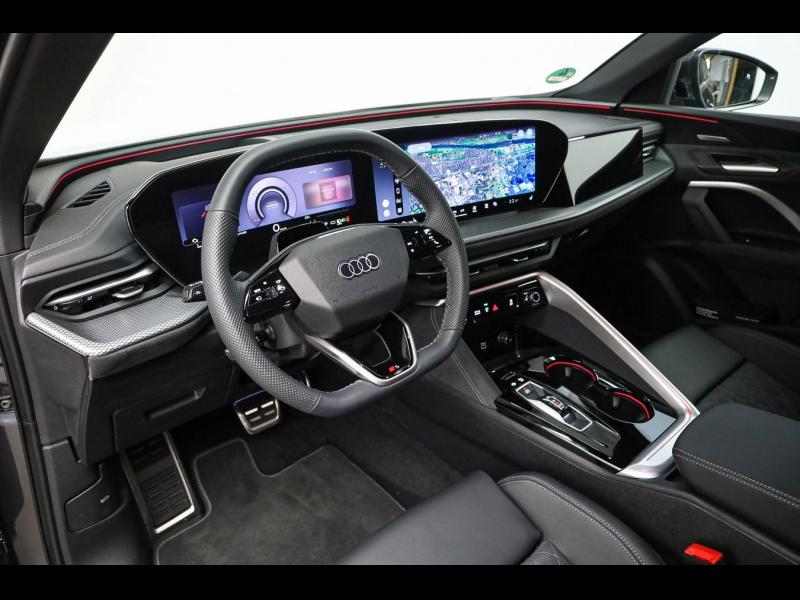 Audi Q5 S line – image 9 of 15