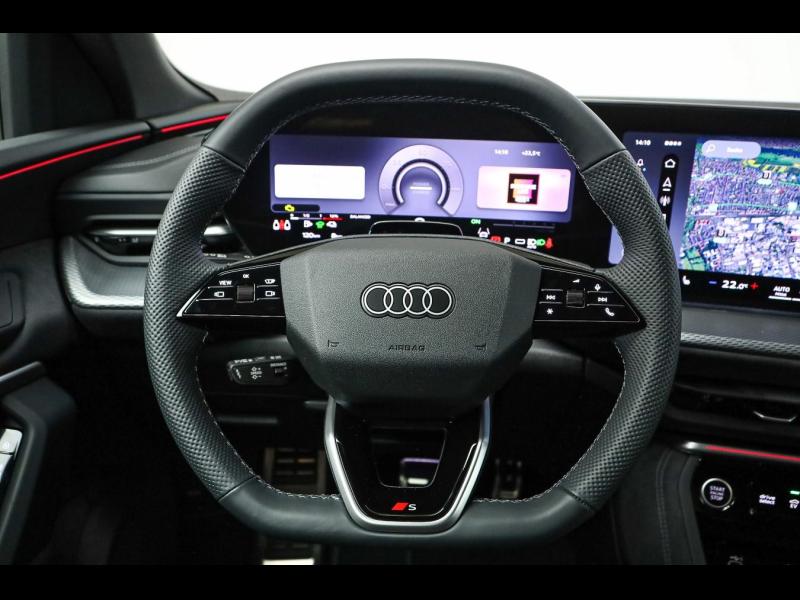 Audi Q5 S line – image 11 of 15