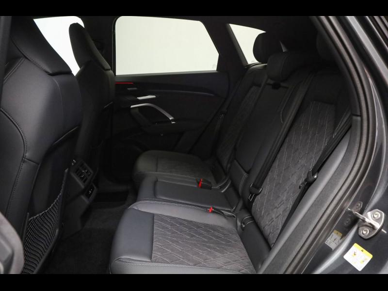 Audi Q5 S line – image 15 of 15