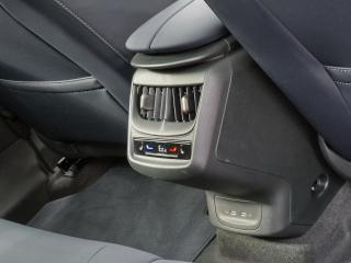 Cupra Tavascan VZ – image 17 of 23