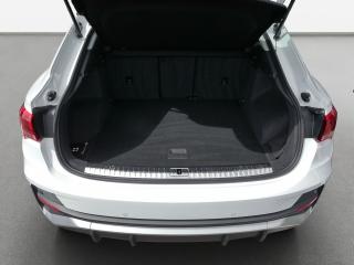 Audi Q3 Sportback S line – image 11 of 24