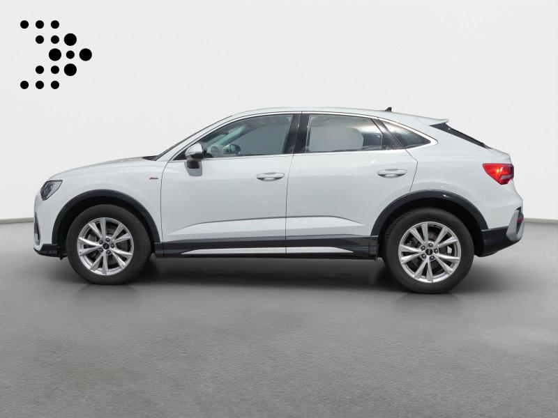 Audi Q3 Sportback S line – image 3 of 24