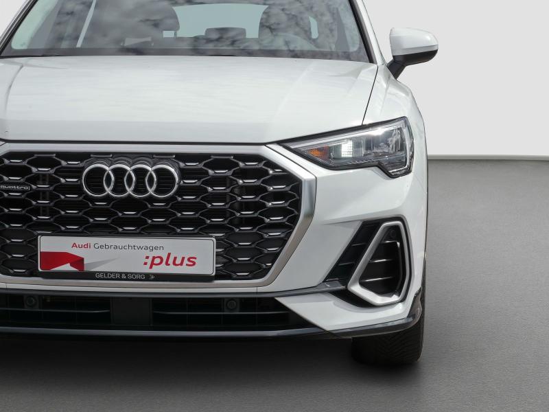 Audi Q3 Sportback S line – image 12 of 24