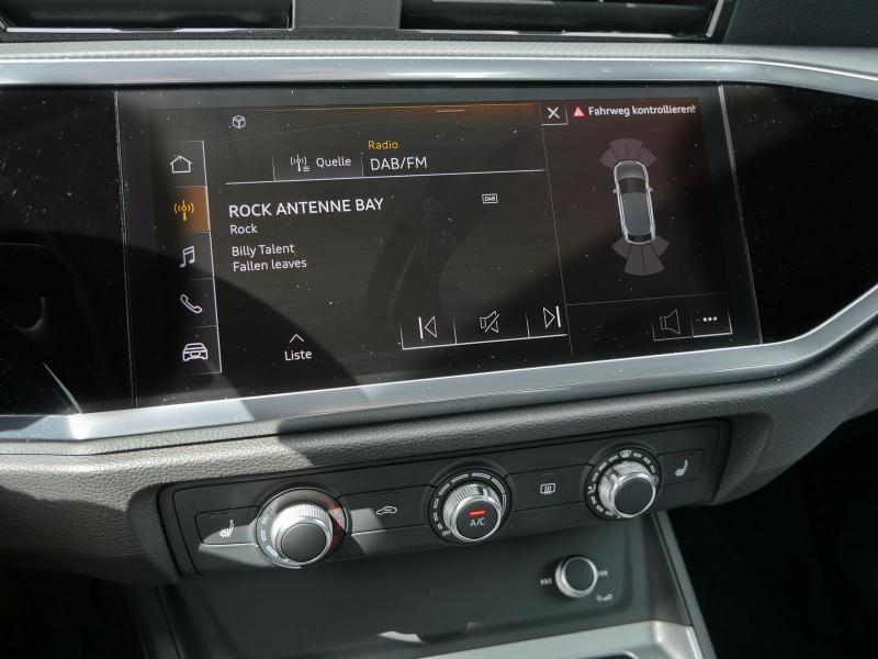 Audi Q3 Sportback S line – image 15 of 24