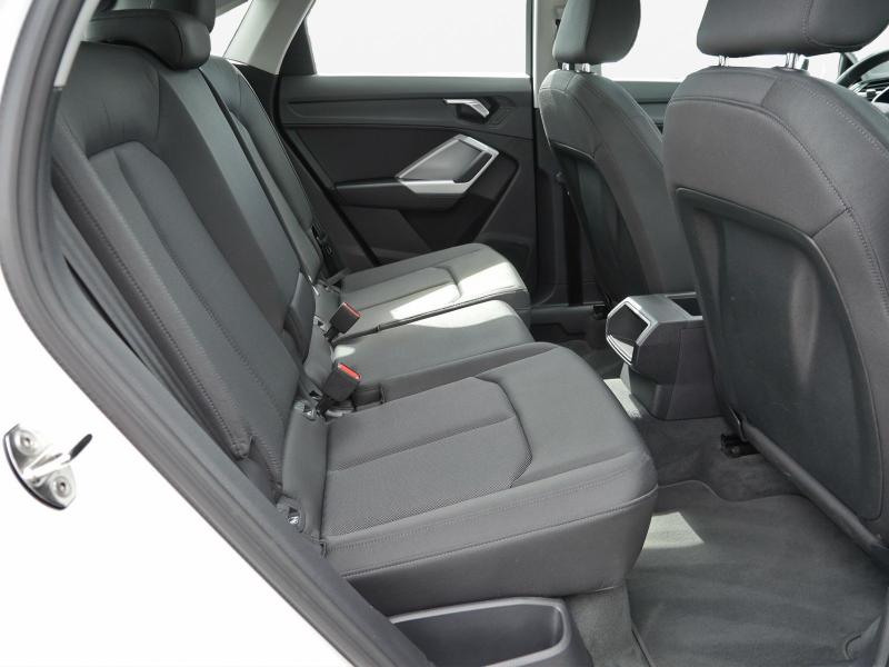 Audi Q3 Sportback S line – image 16 of 24