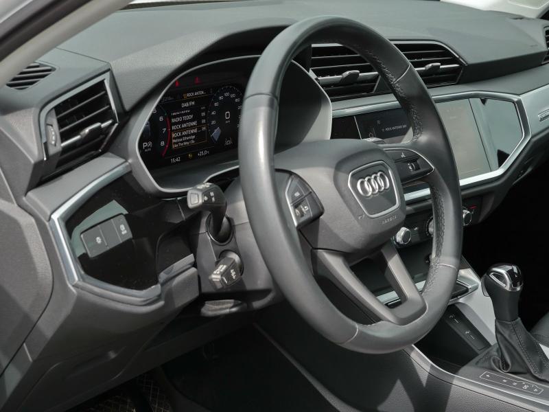 Audi Q3 Sportback S line – image 19 of 24
