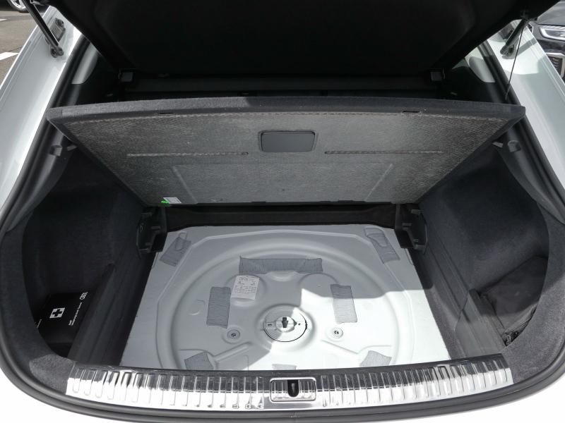 Audi Q3 Sportback S line – image 23 of 24