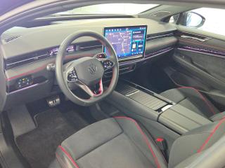 Volkswagen ID.7 GTX – image 13 of 18