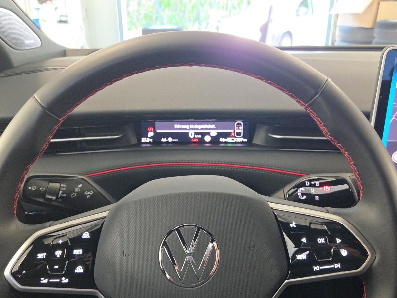 Volkswagen ID.7 GTX – image 8 of 18