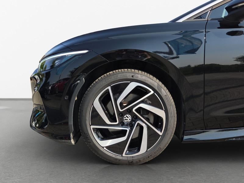 Volkswagen ID.7 PRO – image 13 of 16