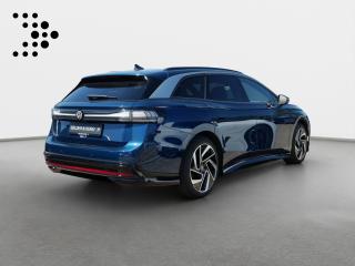 Volkswagen ID.7 Tourer Pro S – image 2 of 24