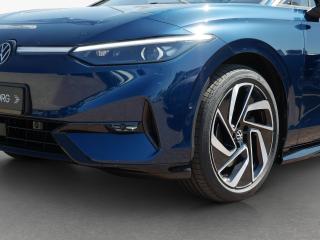 Volkswagen ID.7 Tourer Pro S – image 13 of 24