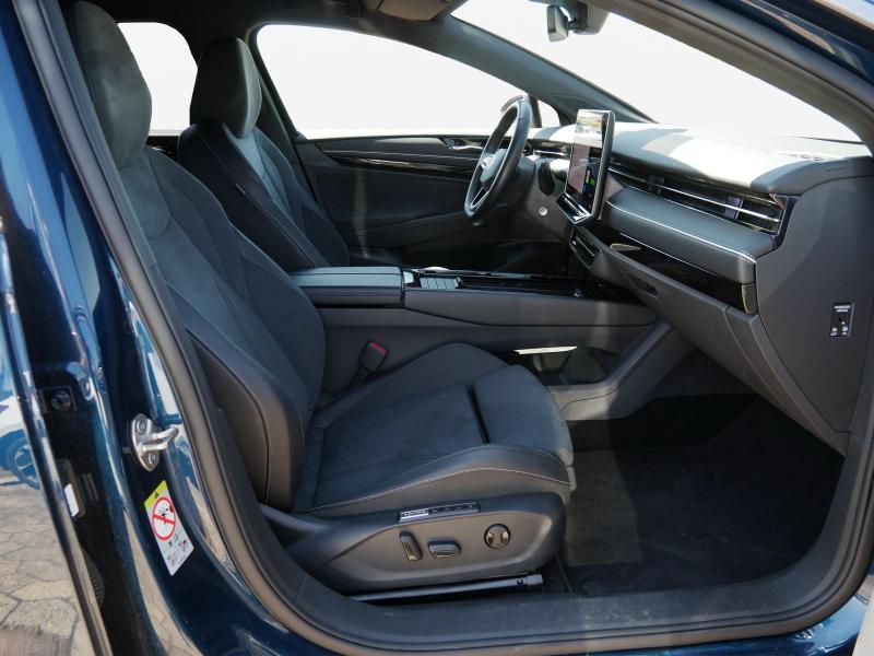 Volkswagen ID.7 Tourer Pro S – image 4 of 24