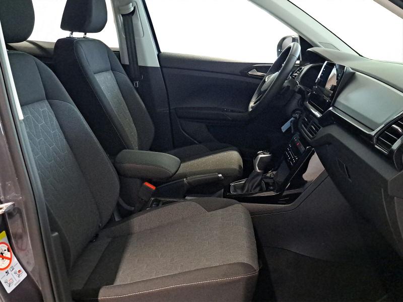 Volkswagen T-Cross LIFE – image 4 of 23